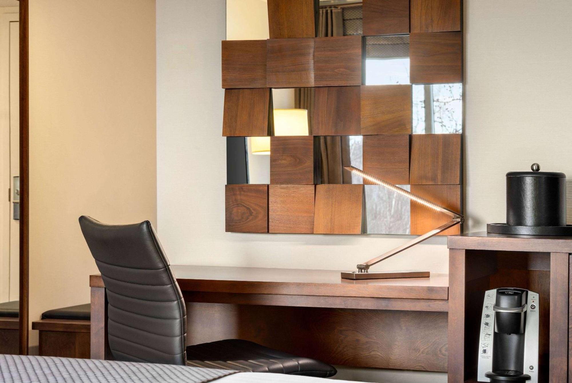 Atlantic Host Hotel, Trademark Collection By Wyndham Bathurst Bagian luar foto