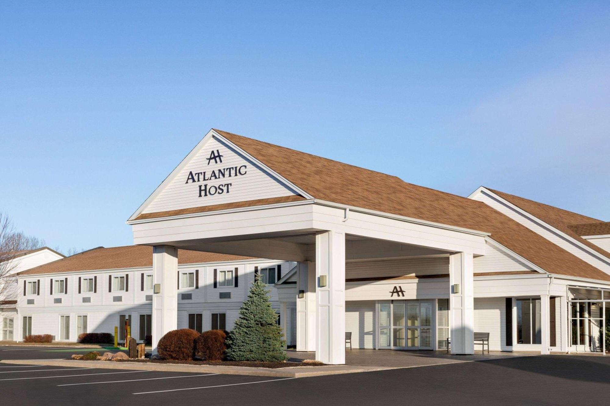 Atlantic Host Hotel, Trademark Collection By Wyndham Bathurst Bagian luar foto